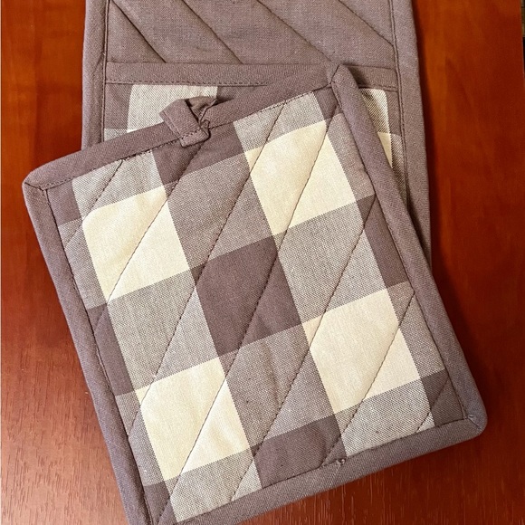 Kitchen Potholder Set - Picture 2 of 2